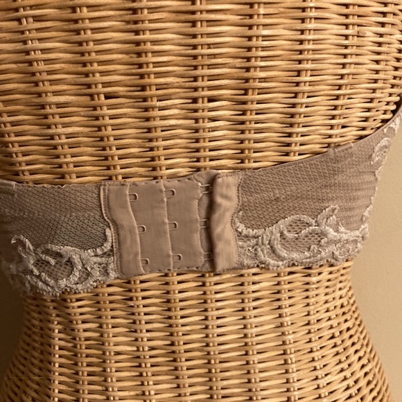 Natori‎ bra 32DDD - Picture 3 of 5